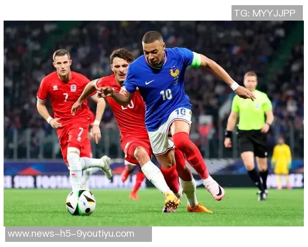 冰岛主帅回应德尚质疑称首个进球无犯规强调首回合对科纳特也未犯规 冰岛主帅回应德尚质疑称首个进球无犯规强调首回合对科纳特也未犯规